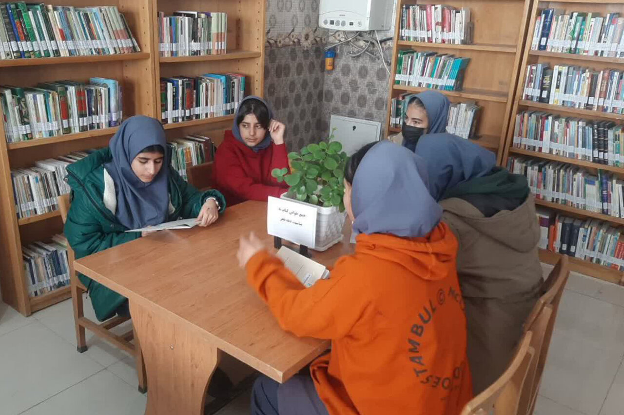 شور و شوق کتابخوانی در کتابخانههای عمومی استان مرکزی