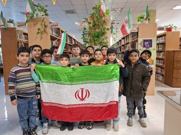 فجر پیروزی در قاب بازی؛ جشن سی و هفتمین بهار انقلاب در دل کودکان ابهری