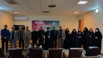 طنین شعر انقلاب در کتابخانه‌های عمومی لالی