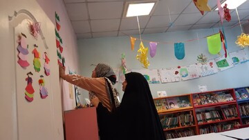 بر افراشتن پرچم جمهوری اسلامی و آذین‌بندی فضای کتابخانه های پایتخت به مناسبت دهه مبارک فجر