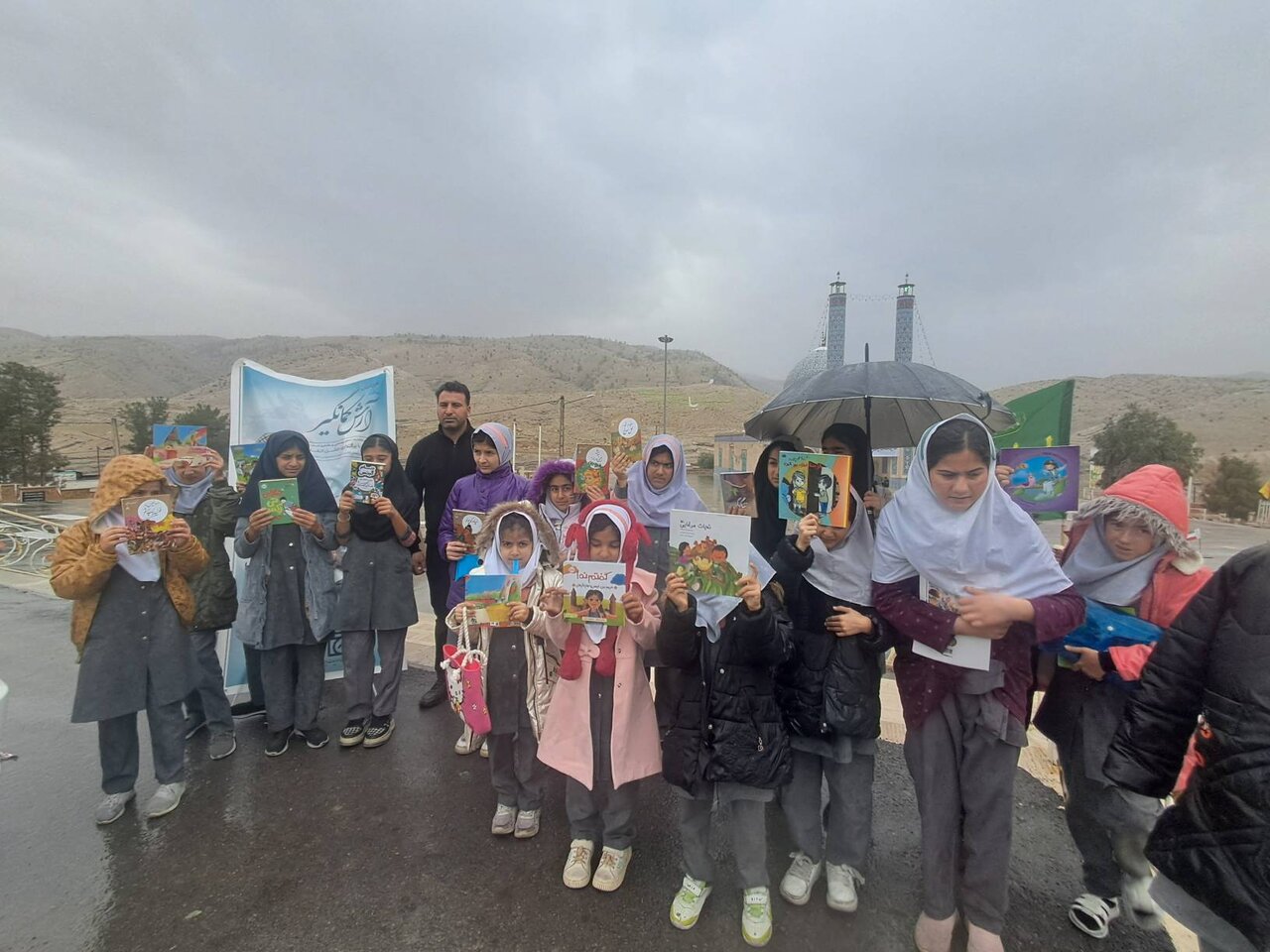 طرح فرهنگی و ترویجی «آفتاب؛ روایت آرش کمانگیر» در شهرستان ملکشاهی برگزار شد