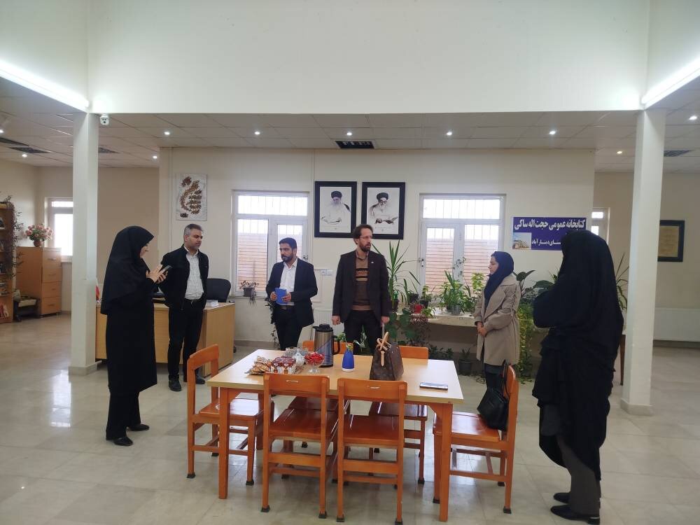 بازدید مدیرکل کتابخانه‌های عمومی لرستان از کتابخانه‌های بروجرد