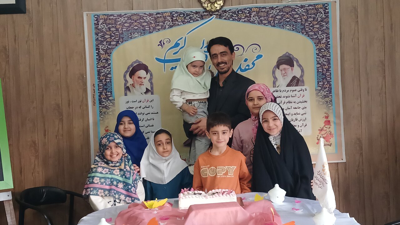 محفل «نقش حفظ قرآن در زندگی» در شهرستان سلماس برگزار شد
