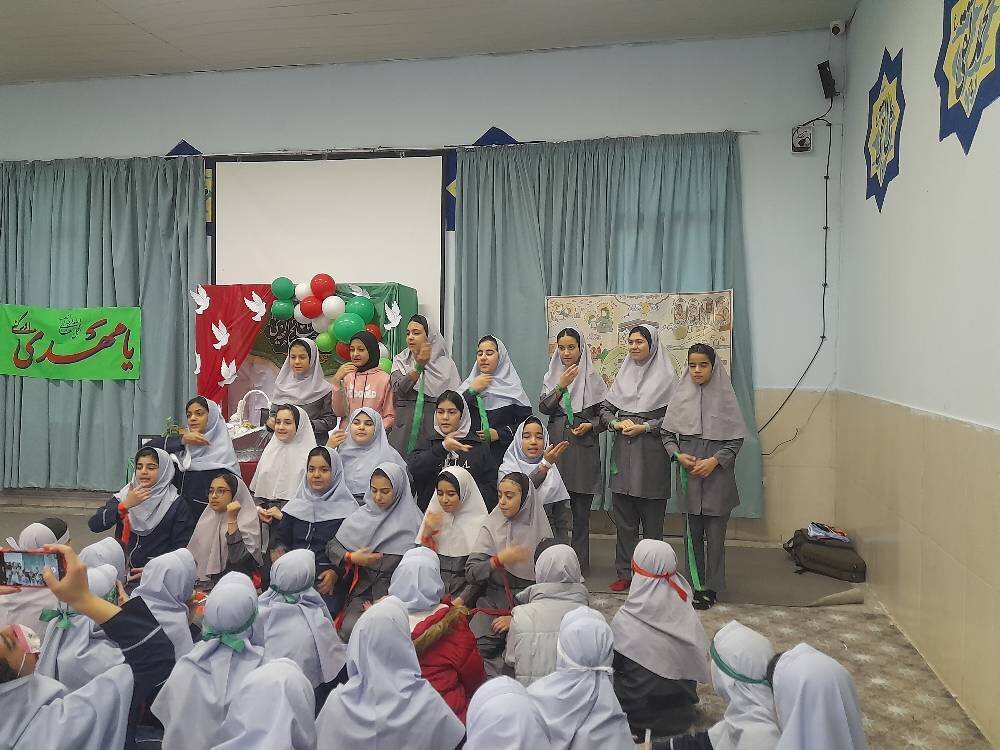 جشن «یاران منجی» با مشارکت کتابخانه کودک و نوجوان قاصدک فردیس برگزار شد