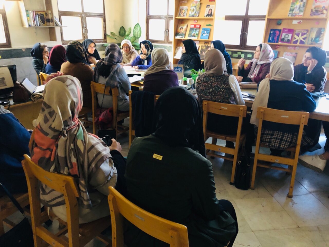کتابخانه نرگس میزبان کتابخوانان شد
