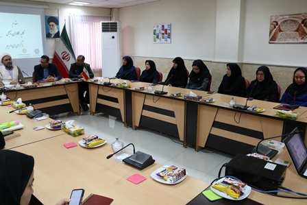 نشست‌ بصیرتی با موضوع «دهه فجر با نگاهی بر اغتشاشات اخیر» در اداره‌کل کتابخانه‌های عمومی سمنان