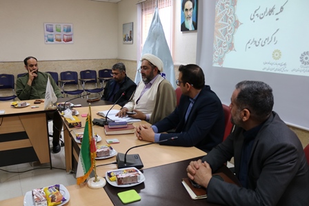 نشست بصیرتی با موضوع «دهه فجر با نگاهی بر اغتشاشات اخیر» در ادارهکل کتابخانههای عمومی سمنان