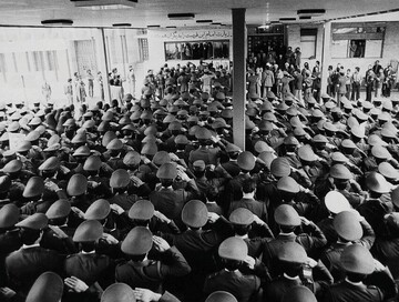 نوزدهم بهمن