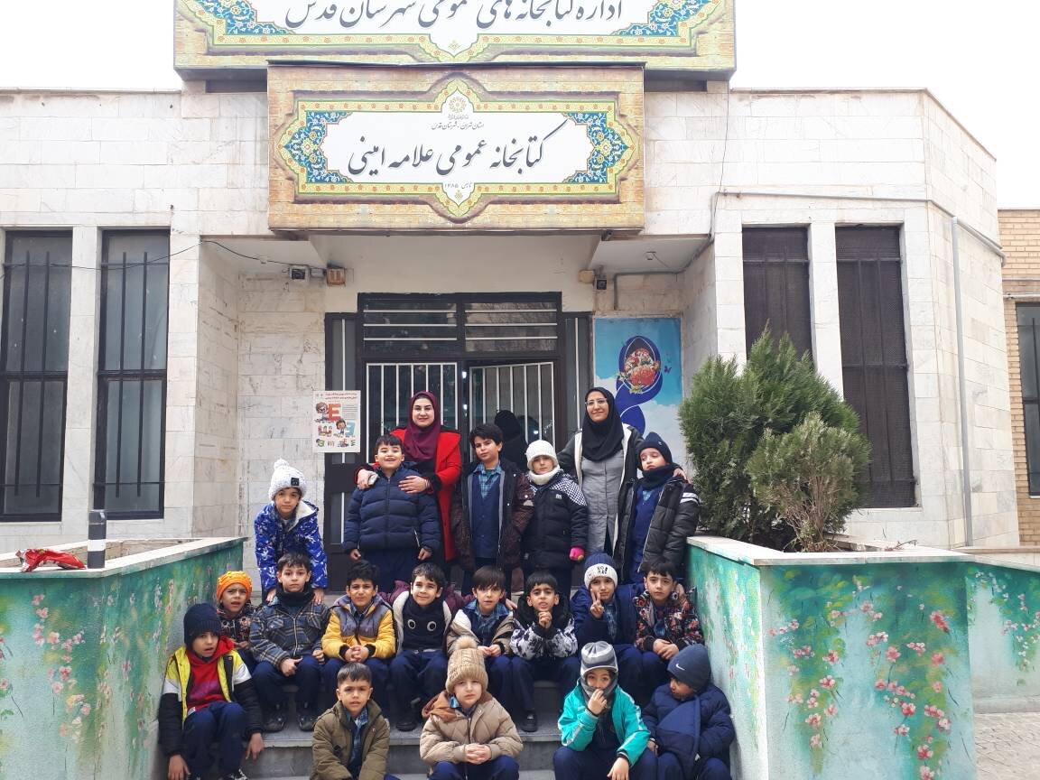 دهه فجر، روایت انقلاب در کتابخانه های عمومی استان تهران