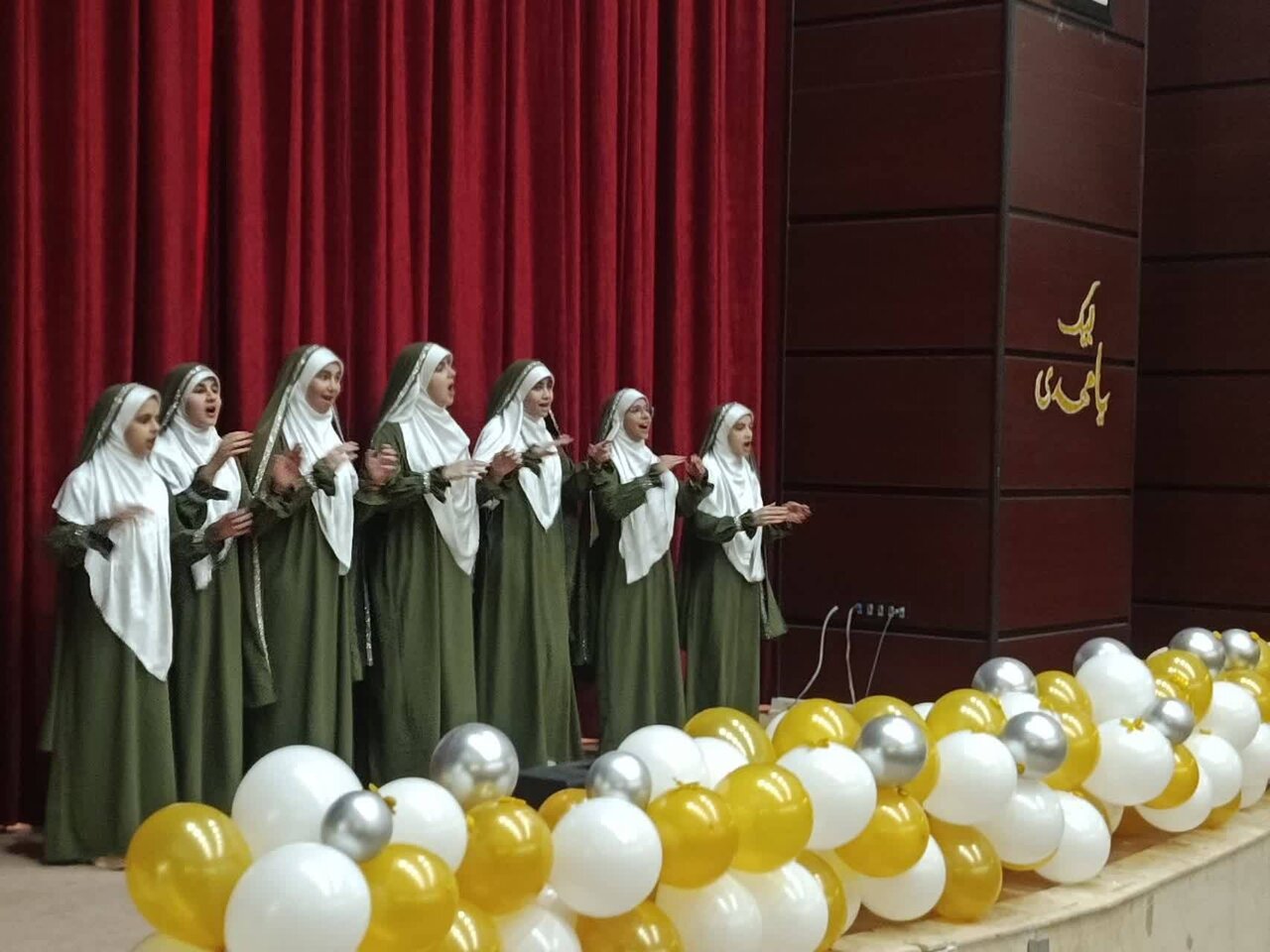 اجرای برنامههای فرهنگی و کتابمحور در کتابخانههای عمومی شهرستان همدان