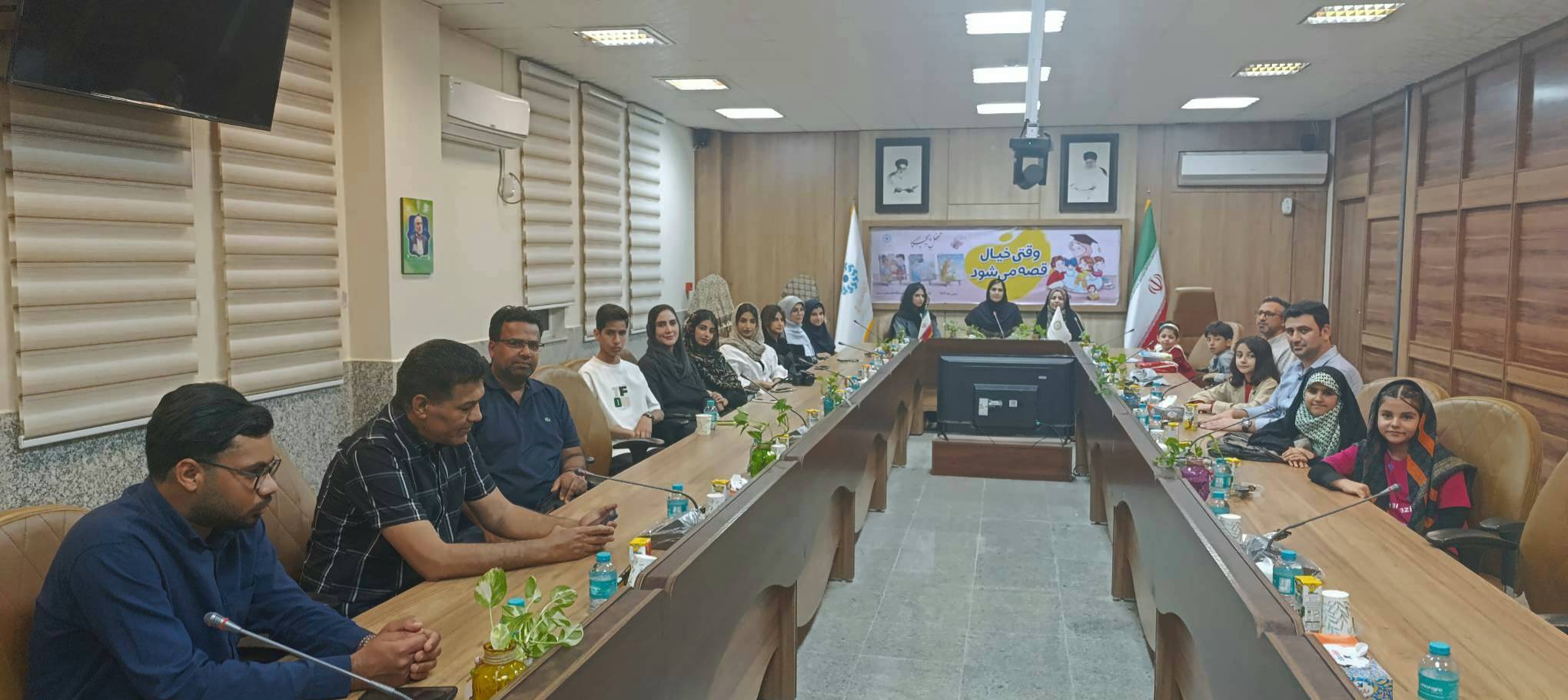 آئین رونمایی از سه کتاب کودک و نوجوان در بندرعباس برگزار شد