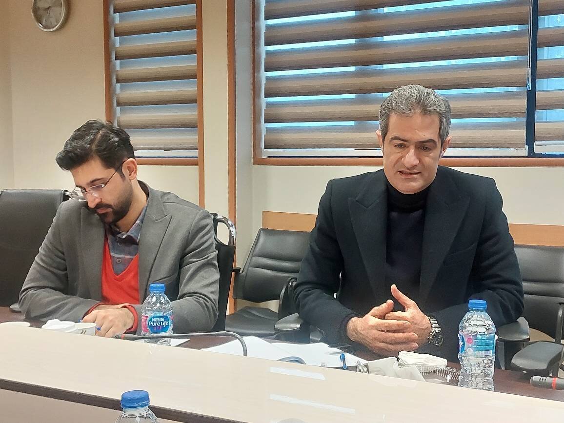 نشست همافزایی و ارزیابی با حضور مدیرکل کتابخانههای عمومی استان تهران برگزار شد