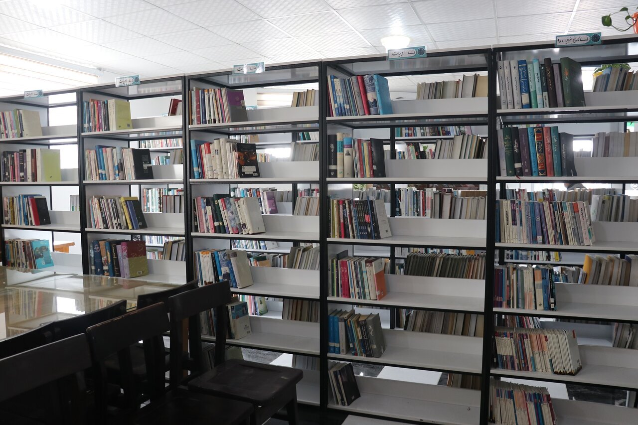کتابخانههای عمومی امروزه به فضاهای یادگیری، تعامل اجتماعی و عدالت فرهنگی تبدیل شدهاند