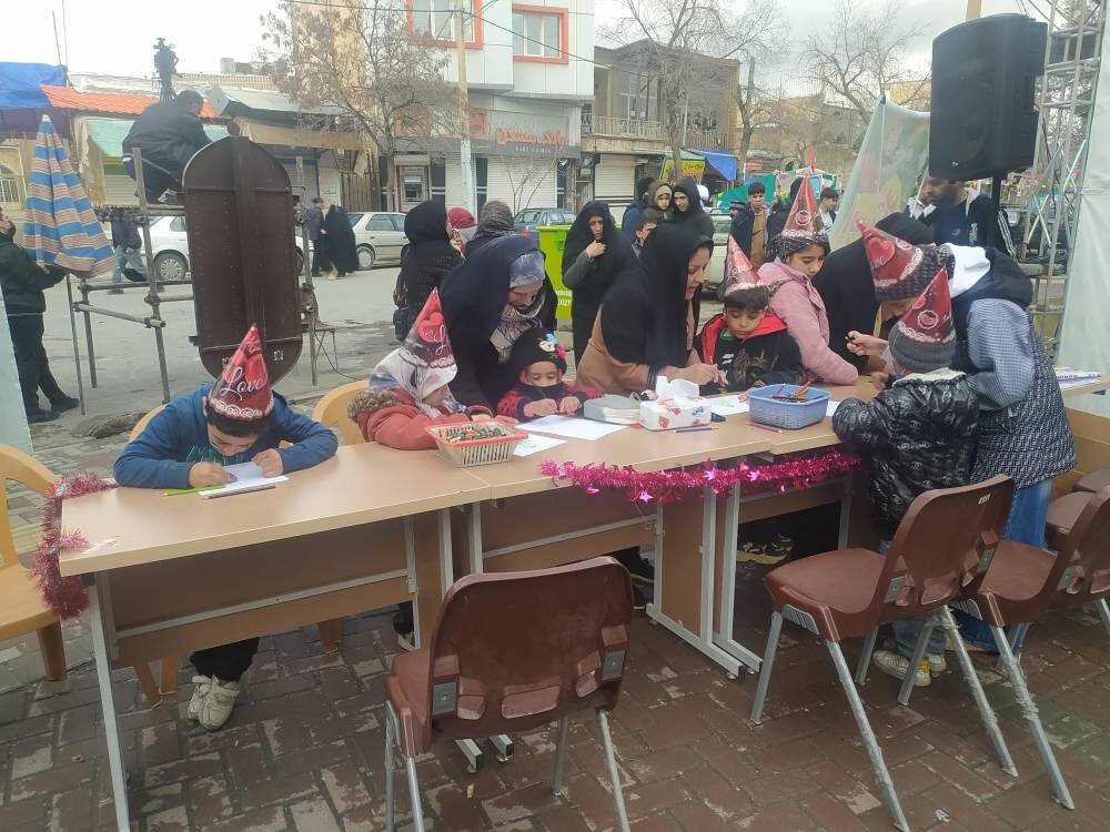 برپایی غرفه فرهنگی کودک و نوجوان در مسیر جشن بزرگ خیابانی نیمه شعبان
