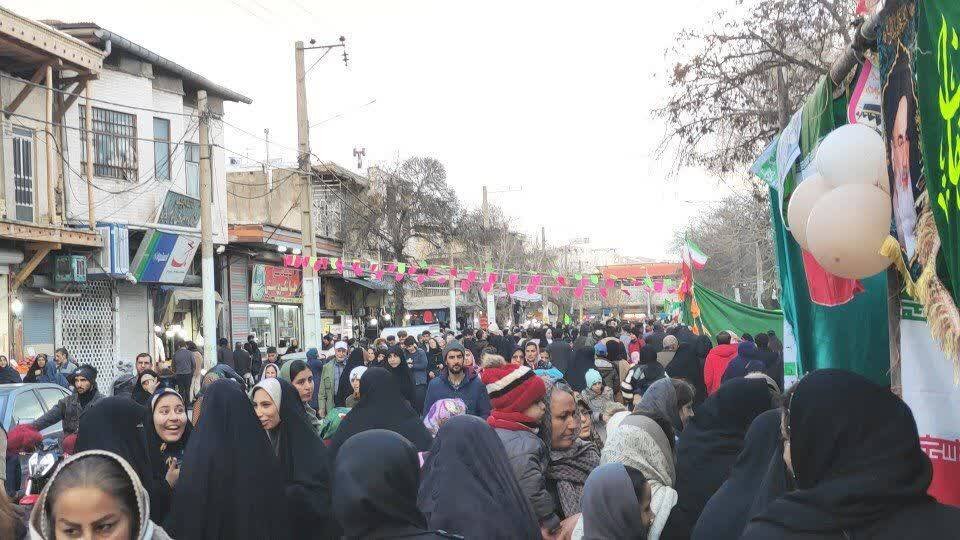 برپایی غرفه فرهنگی کودک و نوجوان در مسیر جشن بزرگ خیابانی نیمه شعبان