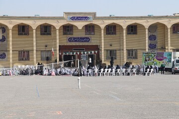 با هدف ترویج فرهنگ کتابخوانی  در مدراس منطقه دوازده مشهد