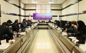 بازدید نماینده مجلس از کتابخانه مرکزی