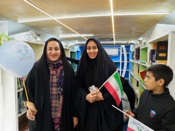 غرفه اداره‌کل کتابخانه‌های عمومی استان سمنان