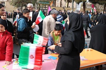 غرفه اداره‌کل کتابخانه‌های عمومی استان سمنان