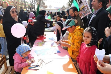 غرفه اداره‌کل کتابخانه‌های عمومی استان سمنان