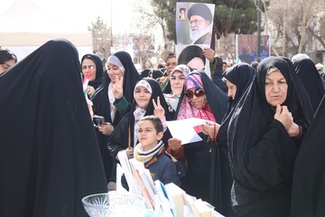 غرفه اداره‌کل کتابخانه‌های عمومی استان سمنان