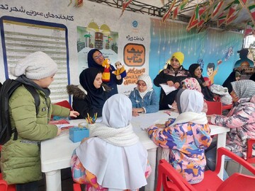 میزبانی اداره کل کتابخانه‌های عمومی استان تهران از عاشقان انقلاب در راهپیمایی ۲۲ بهمن