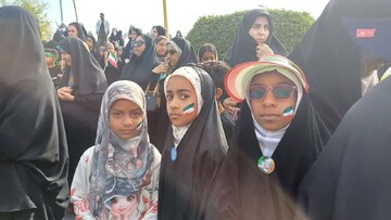 حضور در راهیمایی 22 بهمن