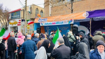 کتابخانه‌های عمومی استان زنجان؛ ایستگاه فرهنگ و آگاهی در جشن ملی ۲۲ بهمن