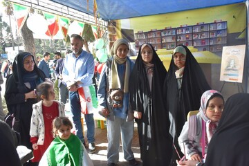 غرفه اداره کل فارس در مسیر راهپیمایی 22 بهمن