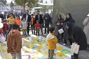 غرفه اداره کل فارس در مسیر راهپیمایی 22 بهمن