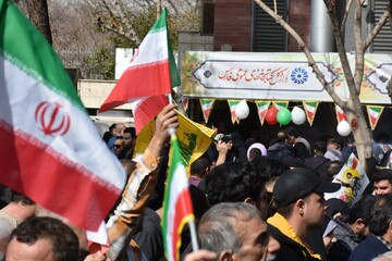 غرفه اداره کل فارس در مسیر راهپیمایی 22 بهمن
