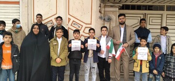 حضور مدیرکل، روسای ادارات، کارکنان و کتابداران کتابخانه‌های عمومی لرستان در راهپیمایی ۲۲ بهمن