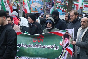 تصاویرحضور حماسی کتابداران اردبیل در راهپیمایی 22 بهمن