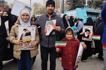 حضور در راهپیمایی کتابداران مشهد