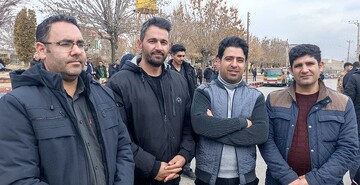 حضور پرشور مدیرکل و خانواده بزرگ کتابخانه‌های عمومی آذربایجان‌غربی در راهپیمایی ۲۲ بهمن