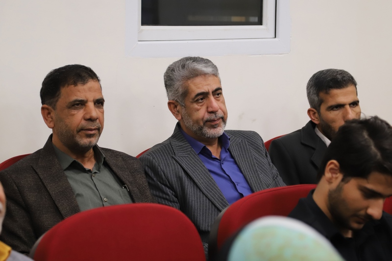 تجلیل از پنج دهه مجاهدت حاج عبدالله فاتحی و رونمایی از کتاب «تمنّادار» در بوشهر