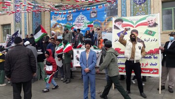 گزارش تصویری:تجلی تعهد کارکنان کتابخانه‌های عمومی استان اصفهان در راهپیمایی و فعالیت‌های میدانی ۲۲ بهمن1404