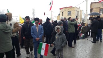 گزارش تصویری:تجلی تعهد کارکنان کتابخانه‌های عمومی استان اصفهان در راهپیمایی و فعالیت‌های میدانی ۲۲ بهمن1404