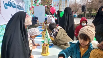 گزارش تصویری:تجلی تعهد کارکنان کتابخانه‌های عمومی استان اصفهان در راهپیمایی و فعالیت‌های میدانی ۲۲ بهمن1404