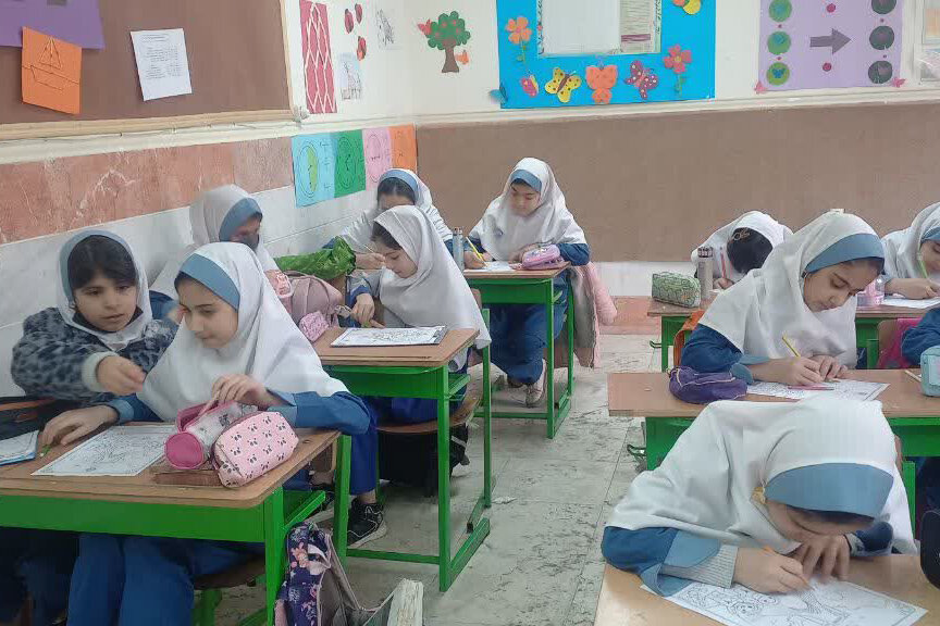 برنامه‌های متنوع دهه فجر در کتابخانه‌های عمومی استان مرکزی