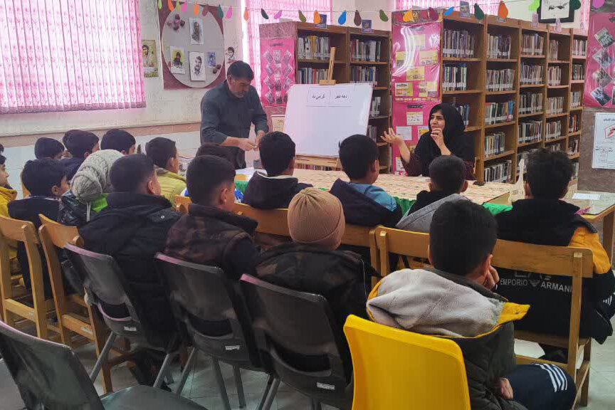 برنامه‌های متنوع دهه فجر در کتابخانه‌های عمومی استان مرکزی