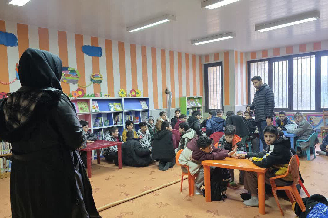 کتابخانههای عمومی استان مرکزی روایتگر امید و سربلندی شدند