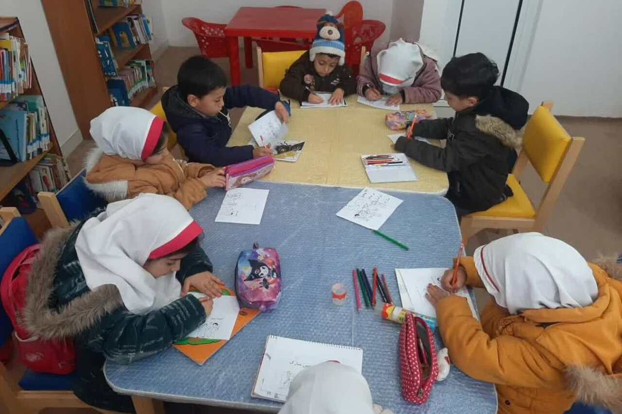 کتابخانه‌های عمومی استان مرکزی روایتگر امید و سربلندی شدند