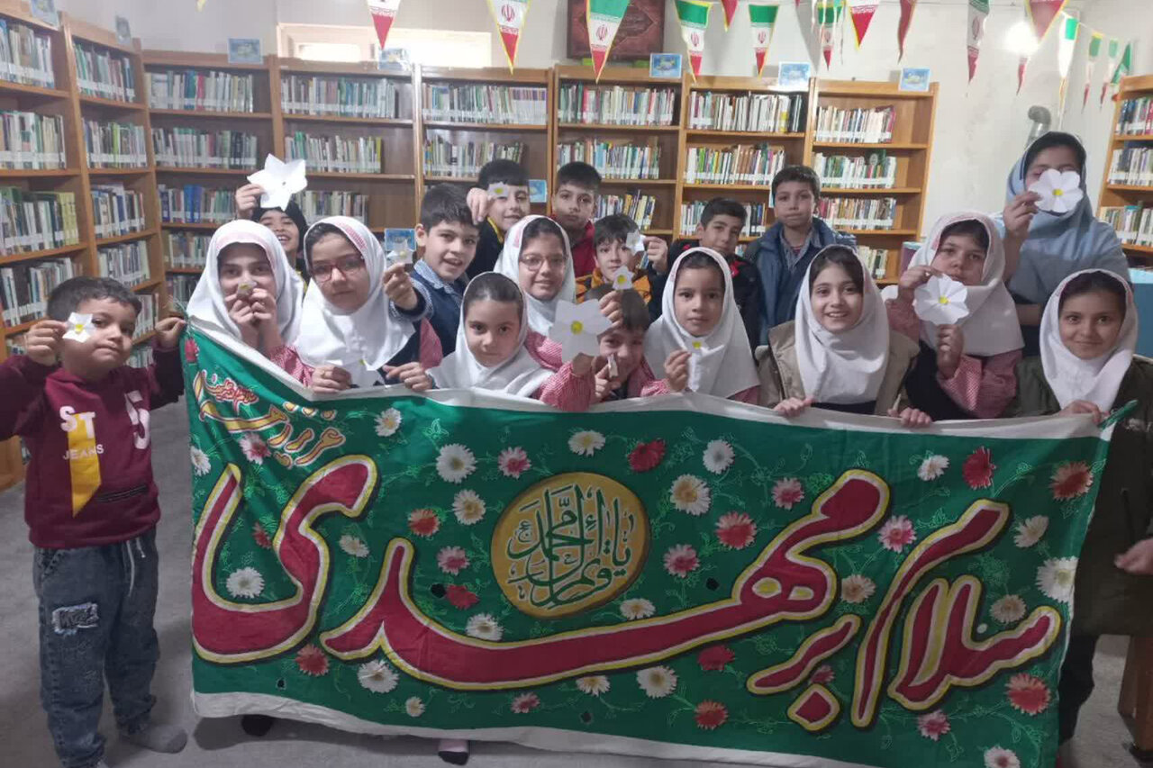 کتابخانههای عمومی استان مرکزی روایتگر امید و سربلندی شدند