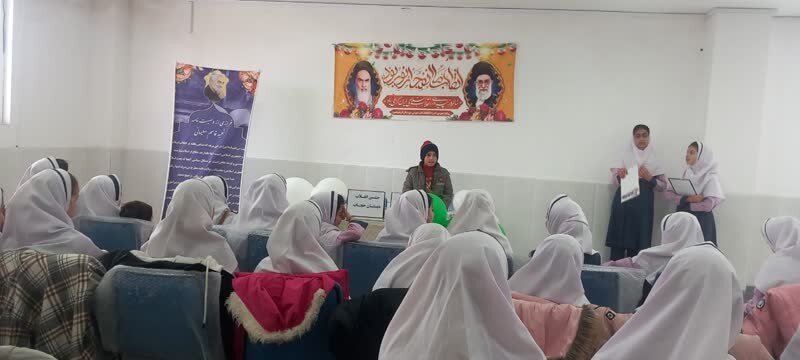جشنواره شور و بصیرت در کتابخانه سردار دل‌ها وحدت‌آباد