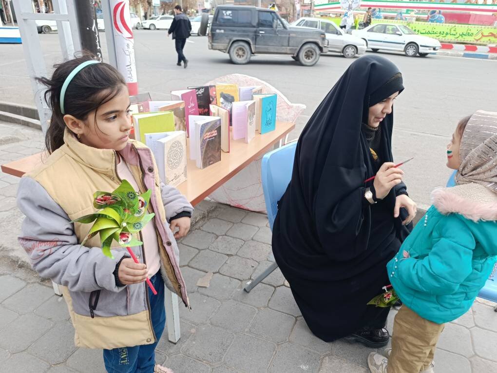 کرسی «گفتوگو و آزاداندیشی» در شهرستان سلماس برگزار شد