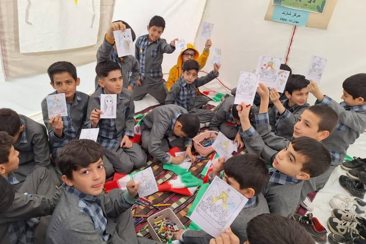 گرامیداشت سالروز پیروزی انقلاب اسلامی در کتابخانه‌های استان مرکزی