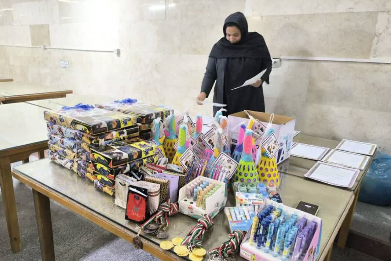 گرامیداشت سالروز پیروزی انقلاب اسلامی در کتابخانههای استان مرکزی