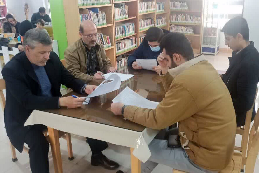 گرامیداشت سالروز پیروزی انقلاب اسلامی در کتابخانههای استان مرکزی