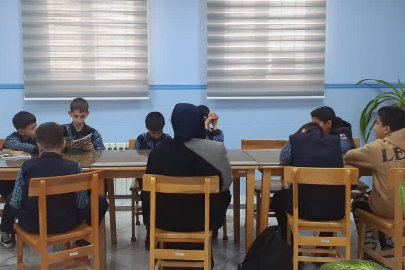 میزبانی از اقشار مختلف در کتابخانههای عمومی استان مرکزی